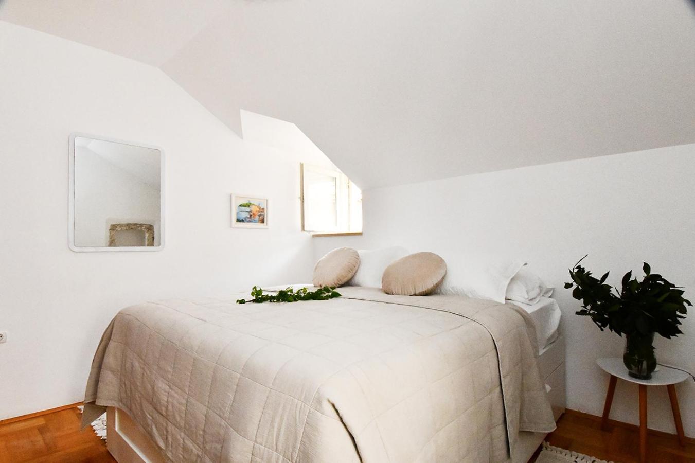Apartments Lucia Old Town ドゥブロブニク エクステリア 写真